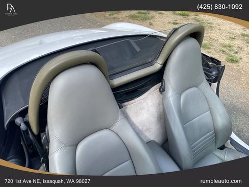 Used 2003 Porsche Boxster image 29