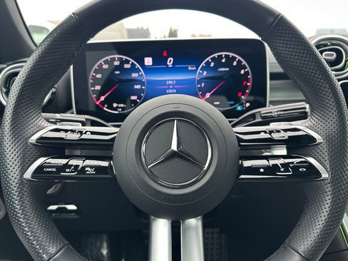 Certified 2025 Mercedes-Benz CLE 300 4MATIC Coupe image 22