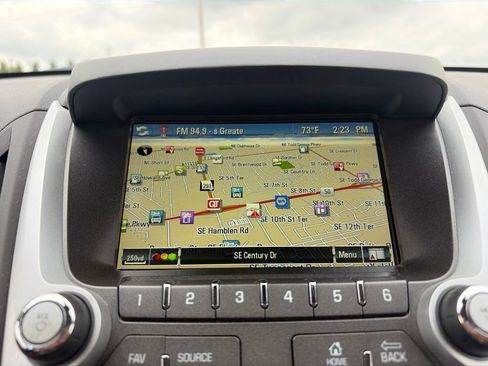 Used 2017 Chevrolet Equinox LT w/ Convenience Package FWD image 11