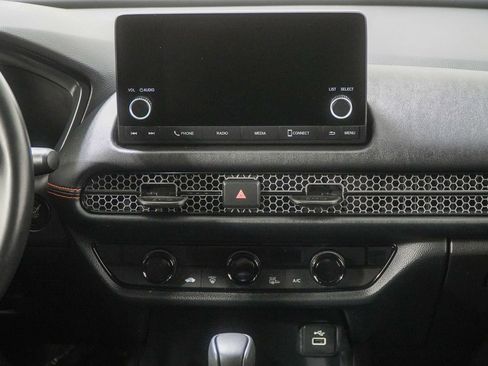 Used 2025 Honda HR-V Sport image 25