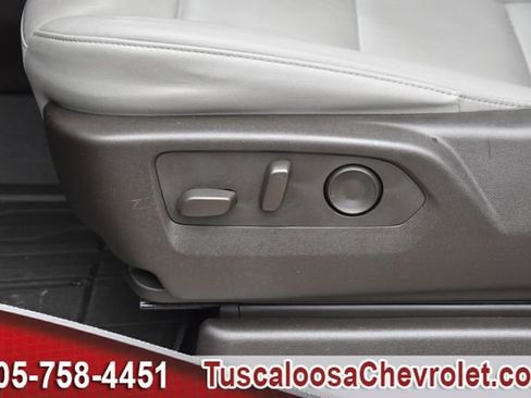 Used 2024 Chevrolet Tahoe Z71 w/ Luxury Package AWD/4WD image 22