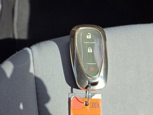 Used 2018 Chevrolet Equinox LS FWD image 38