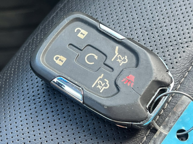 Used 2018 GMC Yukon Denali w/ Enhanced Security Package AWD/4WD image 35