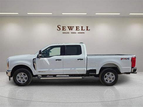 New 2025 Ford F250 XLT w/ 360-Degree Camera Package image 2