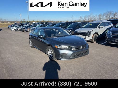 Used 2023 Honda Civic LX image 3