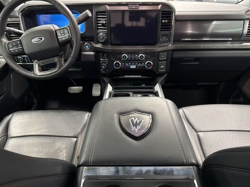 Used 2025 Ford F250 Lariat w/ Lariat Ultimate Package image 33