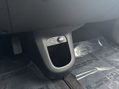 Used 2023 Hyundai Ioniq 5 Limited image 31