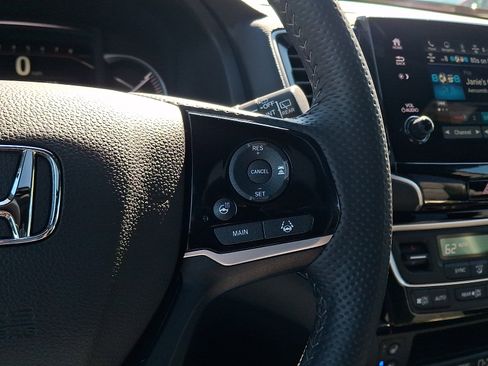 Used 2023 Honda Passport Elite image 22