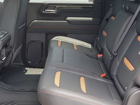 New 2026 GMC Sierra 2500 AT4 w/ AT4 Premium Plus Package AWD/4WD image 19