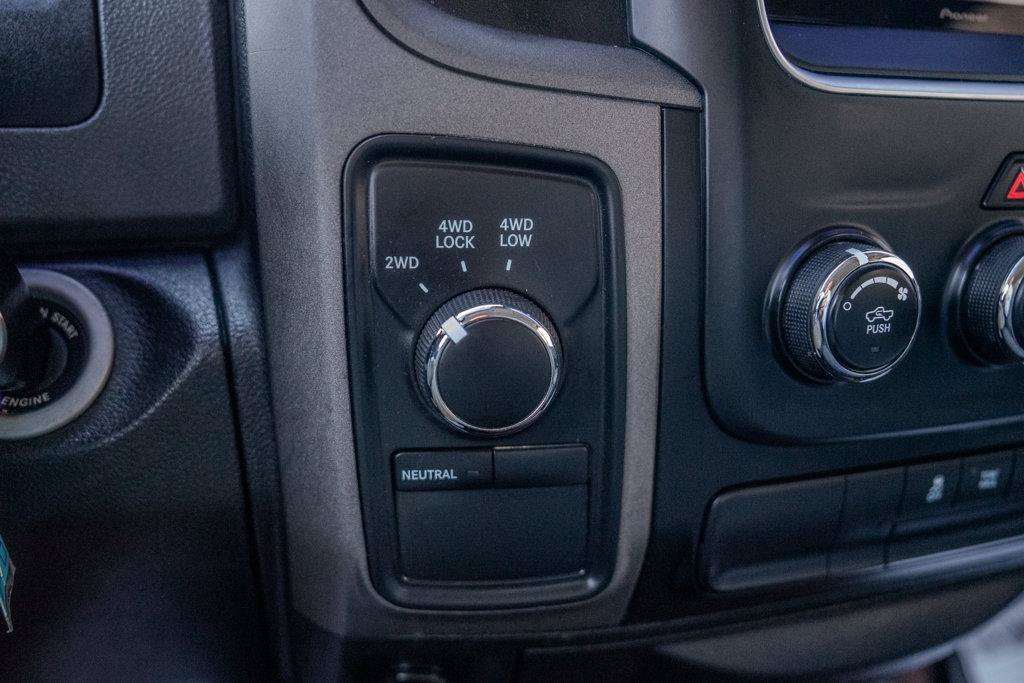 Used 2013 RAM 1500 Express AWD/4WD image 27