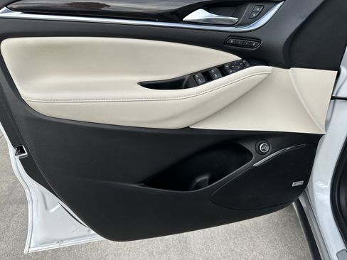 Used 2024 Buick Enclave Premium w/ Experience Buick Package image 13