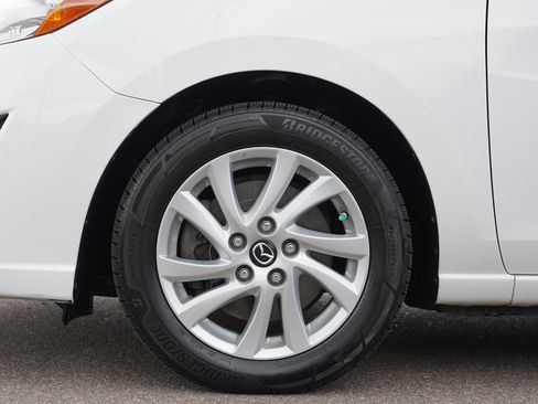 Used 2014 MAZDA MAZDA5 Sport FWD image 10