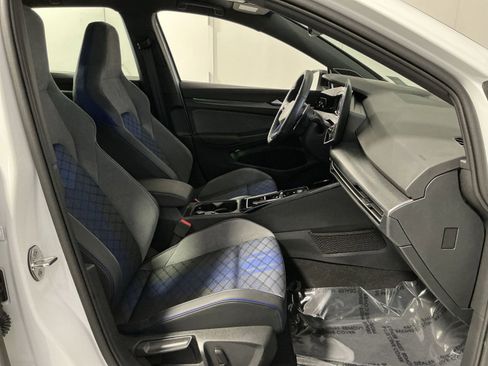 Used 2025 Volkswagen Golf w/ Euro Style Package AWD/4WD image 26