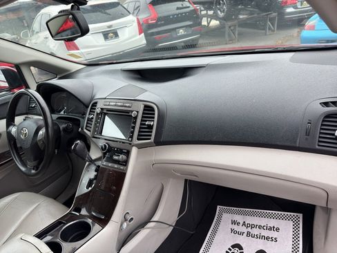 Used 2010 Toyota Venza image 15