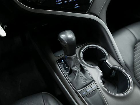 Used 2023 Toyota Camry SE image 21