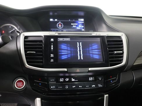 Used 2017 Honda Accord EX-L image 35