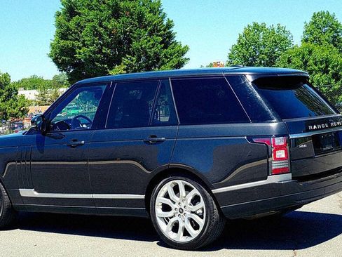 Used 2013 Land Rover Range Rover HSE AWD/4WD image 8