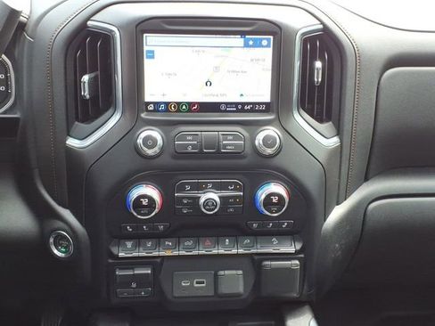 Used 2021 GMC Sierra 3500 AT4 w/ AT4 Premium Plus Package AWD/4WD image 13
