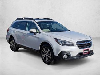 Used 2018 Subaru Outback 2.5i Limited AWD/4WD video 3