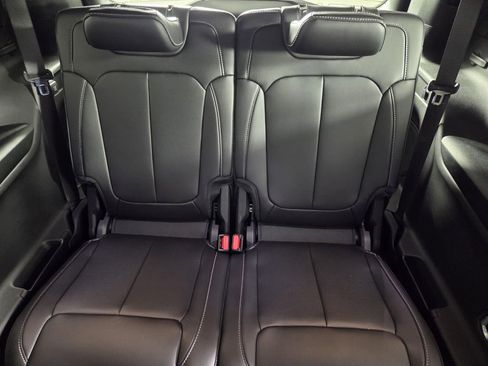 New 2026 Jeep Grand Cherokee L Limited RWD image 17