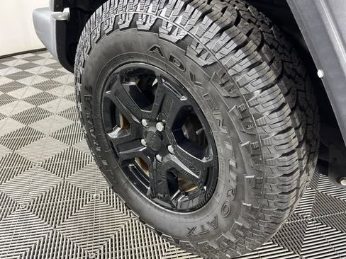 Used 2022 Jeep Wrangler Unlimited Sport AWD/4WD image 16