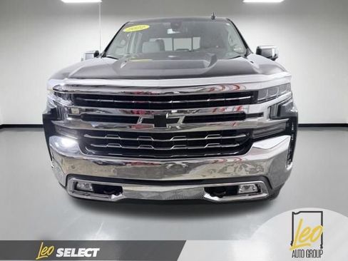 Used 2022 Chevrolet Silverado 1500 LTZ w/ LTZ Premium Package AWD/4WD image 2