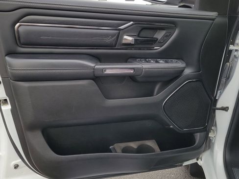 Used 2022 RAM 1500 Limited w/ Body Color Bumper Group AWD/4WD image 7