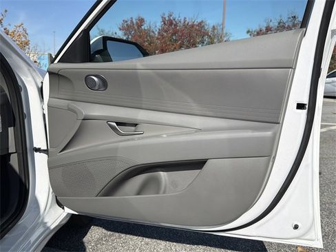 New 2026 Hyundai Elantra Blue image 14