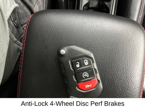 Used 2024 Jeep Wrangler Unlimited Rubicon AWD/4WD image 36