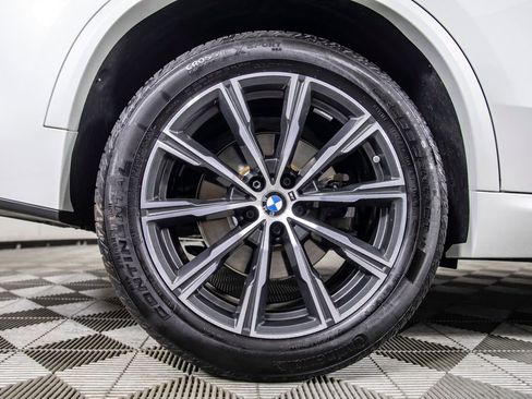 Used 2026 BMW X5 xDrive40i w/ M Sport Package AWD/4WD image 44