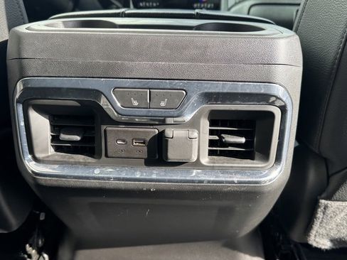 Used 2023 GMC Sierra 2500 Denali w/ Denali Ultimate Package image 13