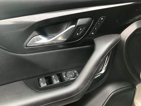 Used 2021 Chevrolet Blazer RS w/ Enhanced Convenience Package image 7