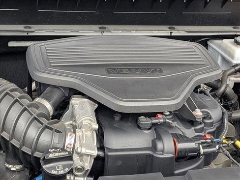 Used 2024 Chevrolet Blazer LT image 21