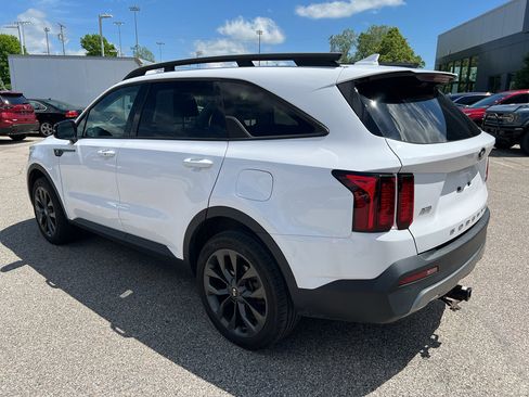 Used 2021 Kia Sorento EX w/ EX AWD X-Line Package image 5
