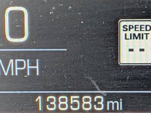 Used 2017 Chevrolet Suburban LT AWD/4WD image 20