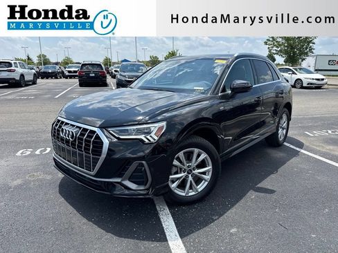 Used 2023 Audi Q3 2.0T Premium w/ Convenience Package AWD/4WD image 1