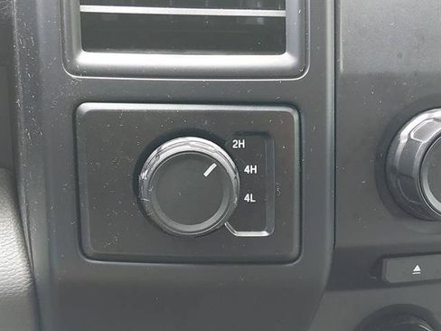 Used 2015 Ford F150 XL w/ Equipment Group 101A Mid AWD/4WD image 16