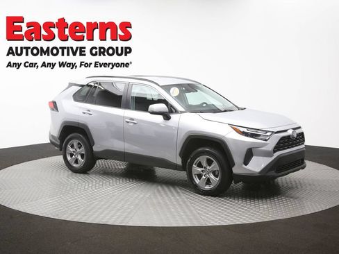 Used 2024 Toyota RAV4 XLE AWD/4WD image 46