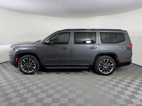 Used 2024 Jeep Wagoneer Series II w/ Convenience Group I AWD/4WD image 2