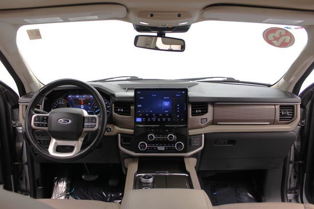 Used 2023 Ford Expedition Max Limited AWD/4WD image 30