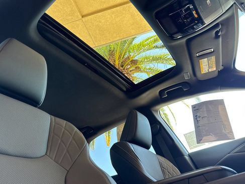 Certified 2025 Lexus RX 350 FWD w/ Technology Package image 20