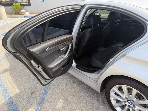 Used 2014 BMW 550i Sedan RWD image 11