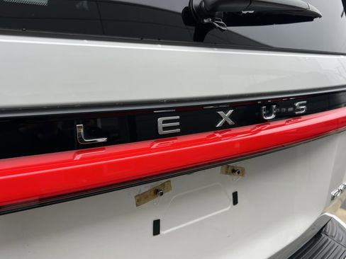 Used 2024 Lexus GX 550 w/ Accessory Package (2T) image 34