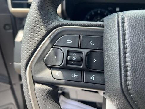 Used 2026 Toyota 4Runner Limited AWD/4WD image 10
