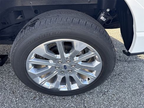 Used 2022 Ford F150 Limited image 20