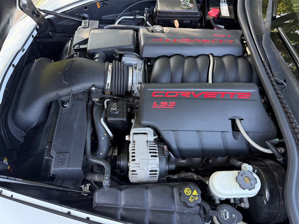 Used 2013 Chevrolet Corvette Coupe w/ 3LT Preferred Equipment Group RWD image 61