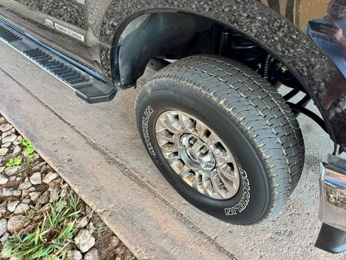Used 2020 Ford F250 XLT w/ XLT Premium Package AWD/4WD image 30