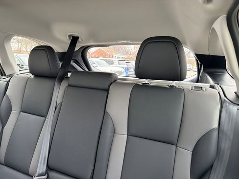 Used 2025 Subaru Outback Onyx Edition image 37