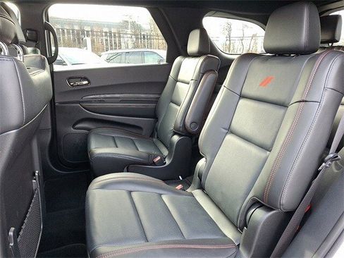 Used 2025 Dodge Durango GT image 10