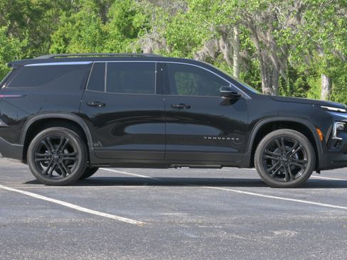 New 2026 Chevrolet Traverse LT FWD image 7